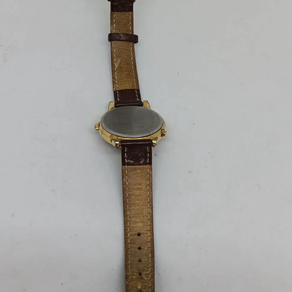 Timex B8 Women's 32mm Gold Tone Leather Band Indiglo Watch NEW BATTERY